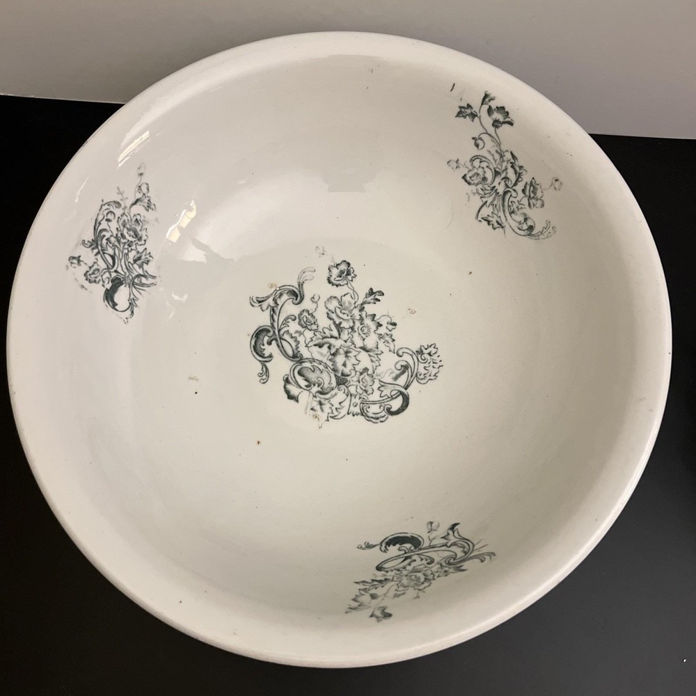 Antique Wash Basin Bowl Only 15" Diameter 5" Deep Blue Floral